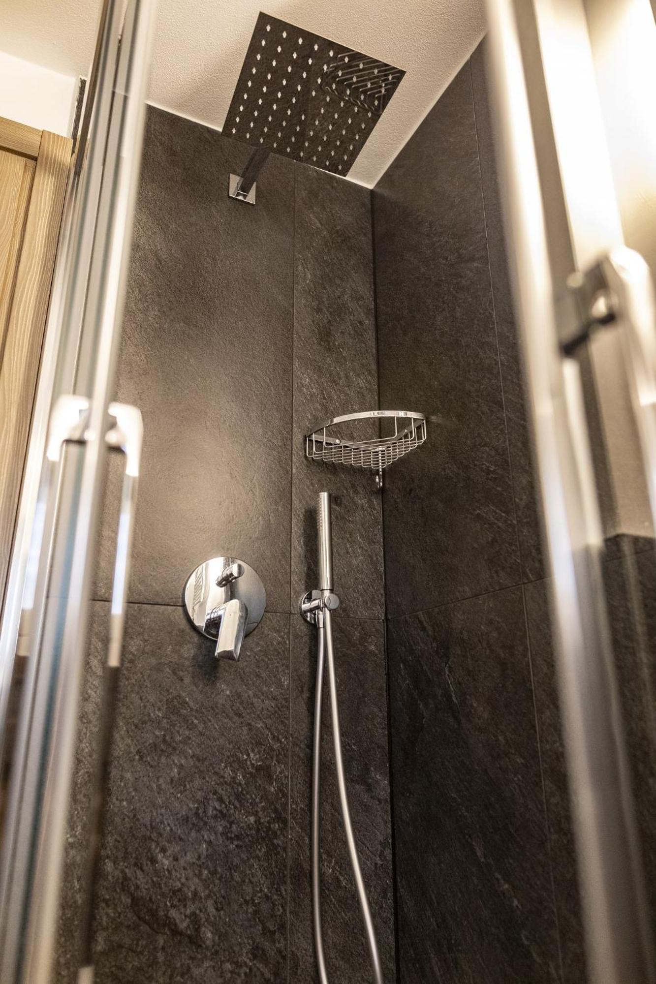 Baita Della Valle -Appartamento Bucaneve- Livigno Ngoại thất bức ảnh